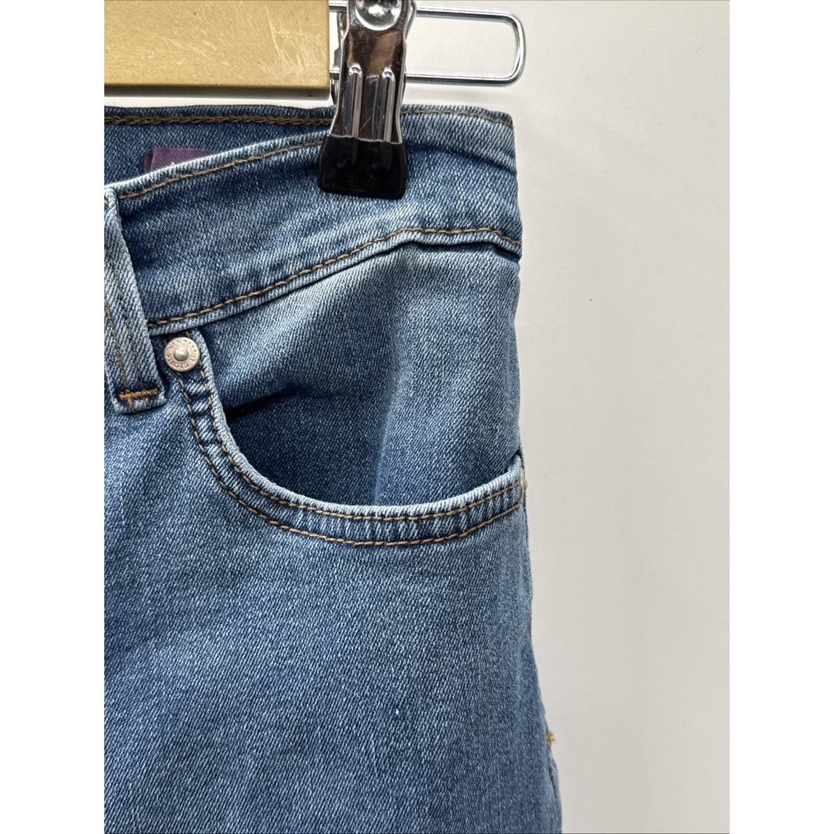 Gloria Vanderbilt Blue Jean Denim Capris Women’s Size 8 Casual Pockets GUC