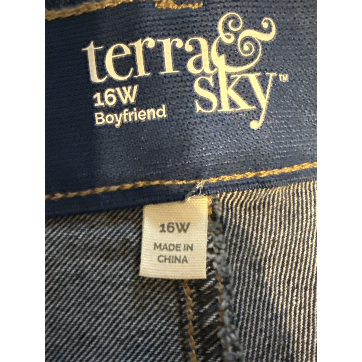 Terra & Sky Boyfriend Jeans Distressed Denim Blue Womens Sz 16W Stretch Pockets