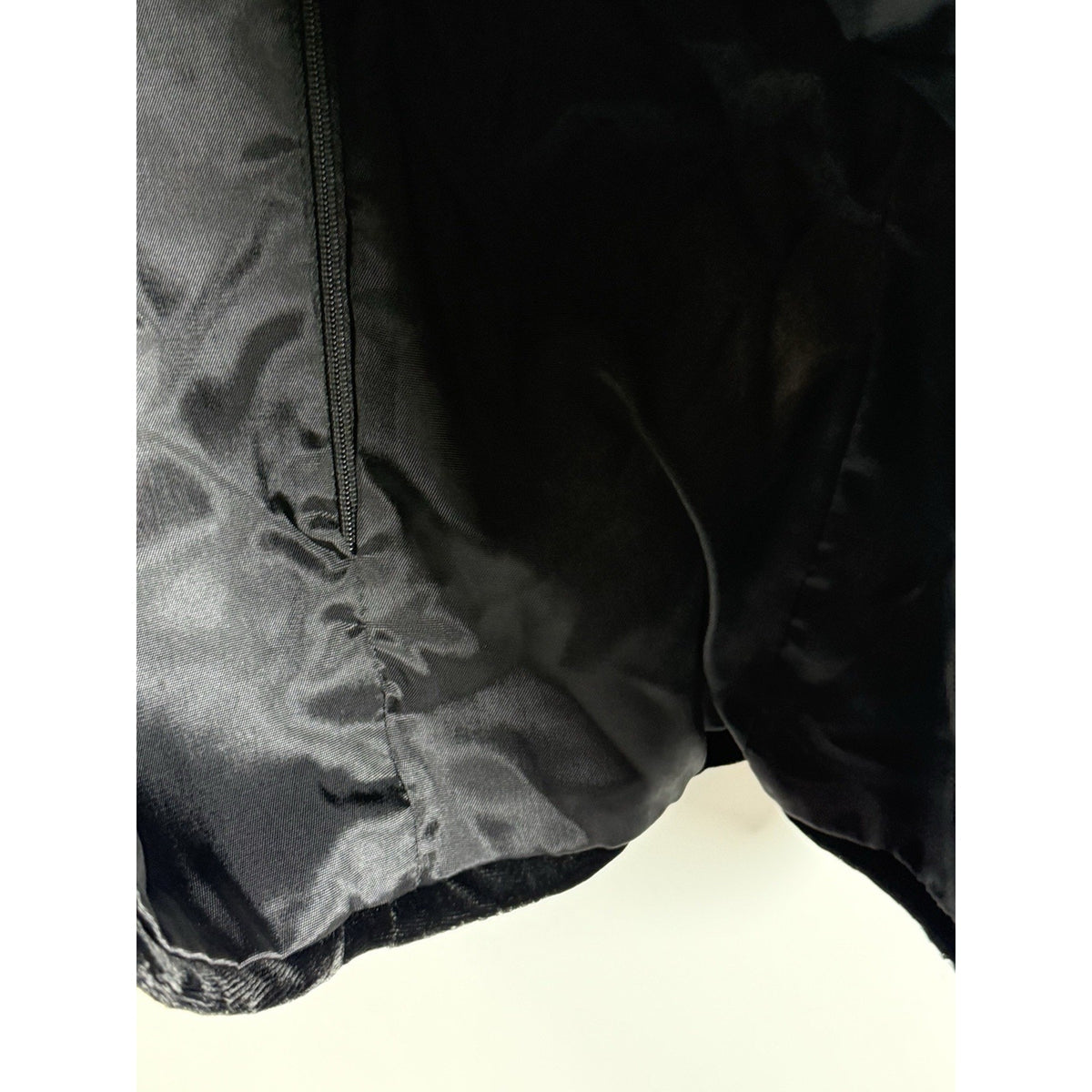 Talbots Black Velvet Sleeveless Top Sz 16 Rayon Velvet Minimalist Soft Grunge