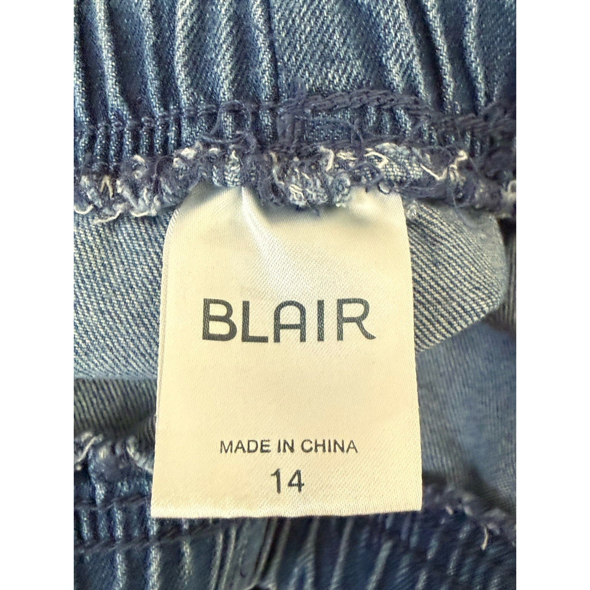Blair Womens 14 Denim Bermuda Shorts Pull On Stretch Elastic Waist Blue Pockets