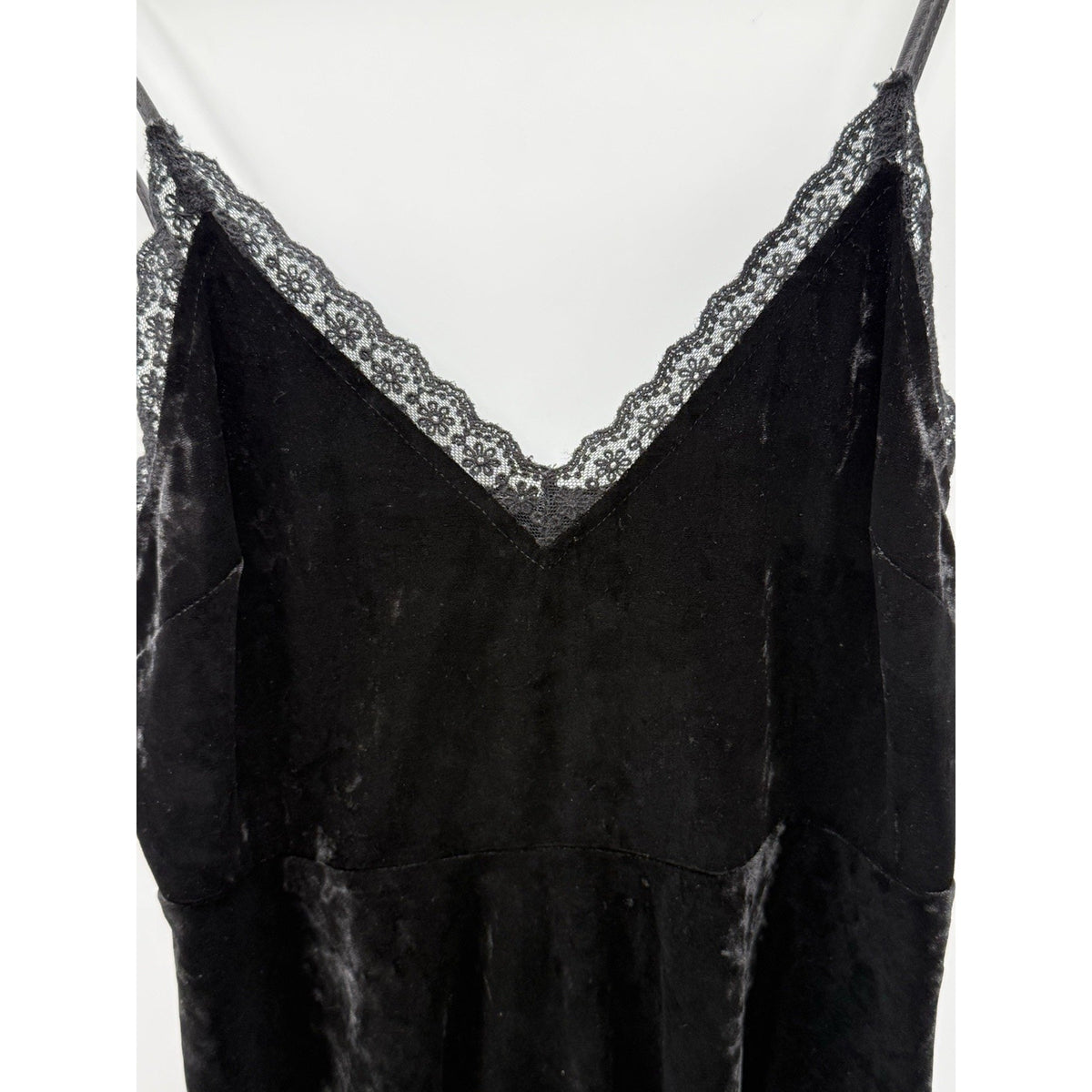 Forever 21 Black Velvet Slip Dress Lace Trim Goth Coquette Grunge Y2K L NWT