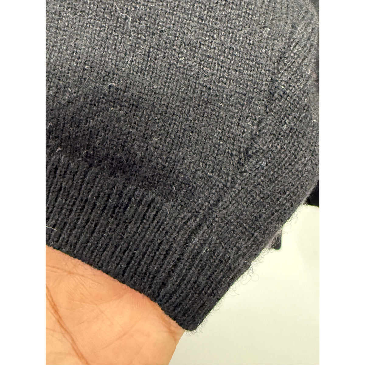 Talbots Pure Cashmere Black Crewneck Sweater Women’s Medium 3/4 Sleeve