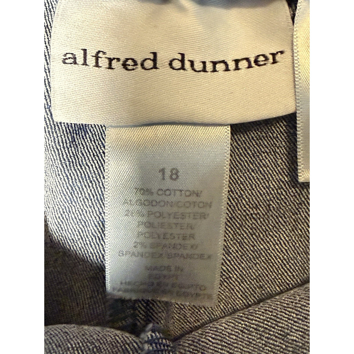 Alfred Dunner Womens 18 Pull On Denim Jeans Blue Elastic Waist Straight Leg