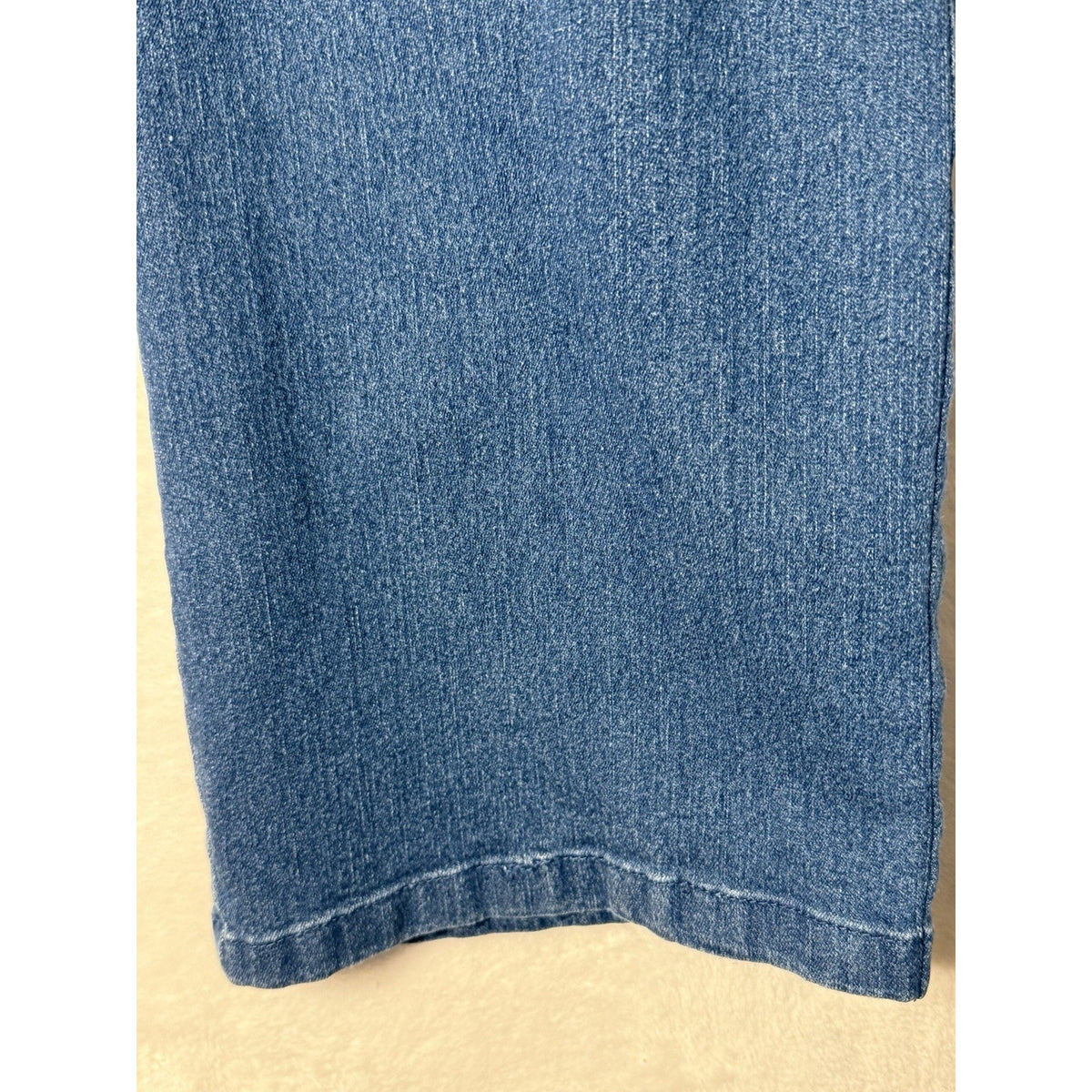 Alfred Dunner Womens 18 Pull On Denim Jeans Blue Elastic Waist Straight Leg