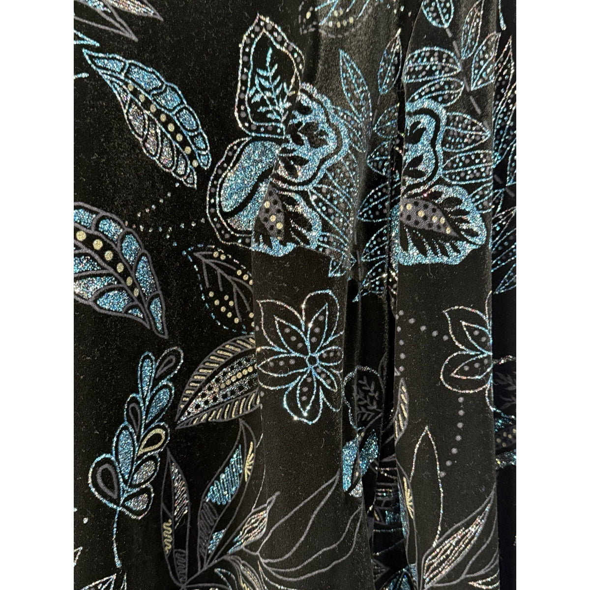 Notations Black Velvet Floral Glitter Top 1X Blue Shimmer Stretch Whimsigoth