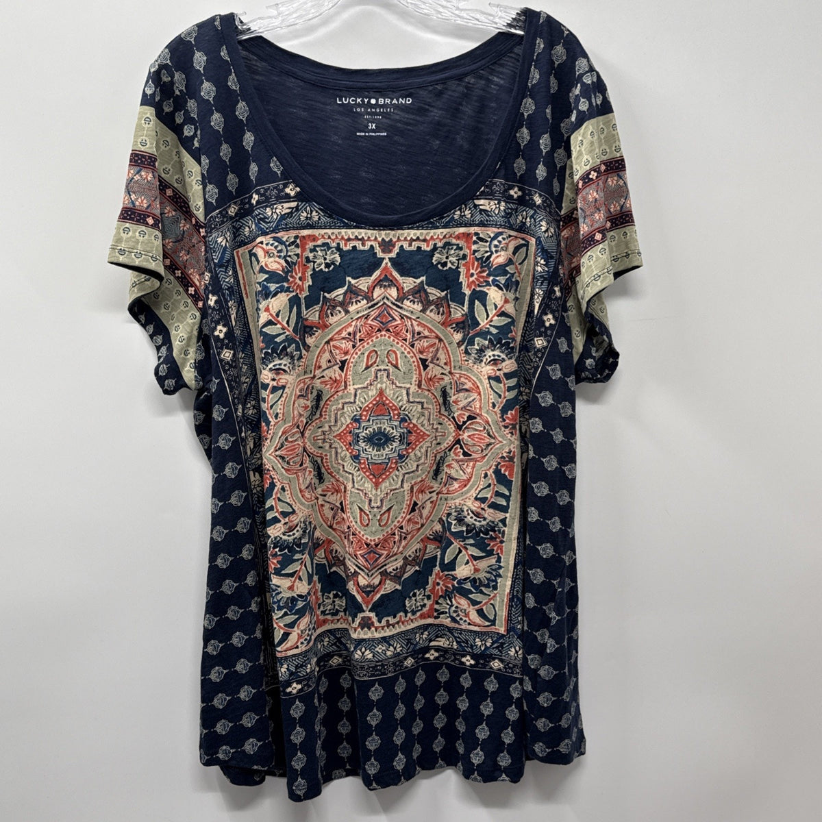 Lucky Brand Size 3X Persian Carpet Short Sleeve Scoop Neck Tee Top Navy Blue