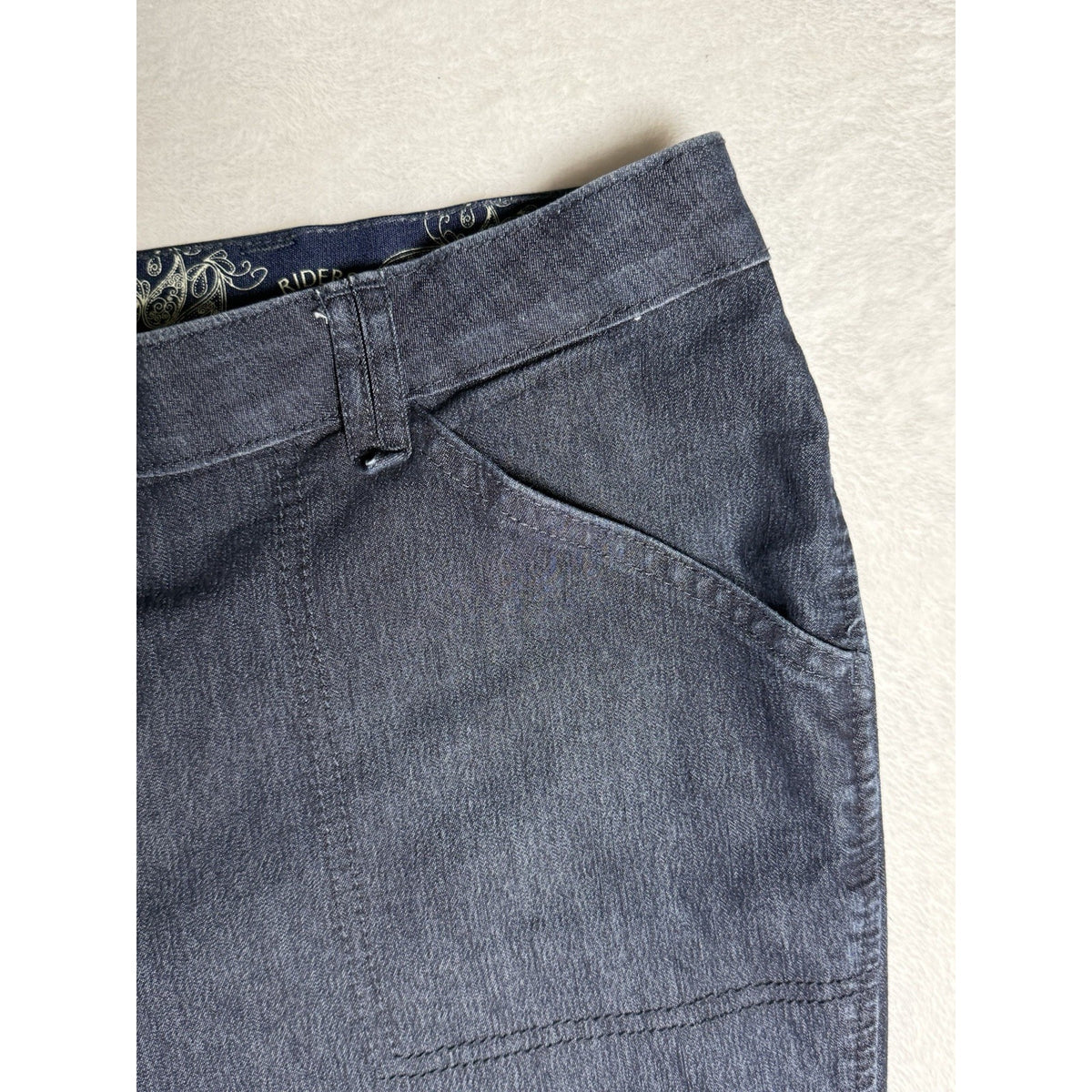 Riders by Lee Women’s 18M Dark Wash Stretch Denim Capri Pants Zip Hem Pockets