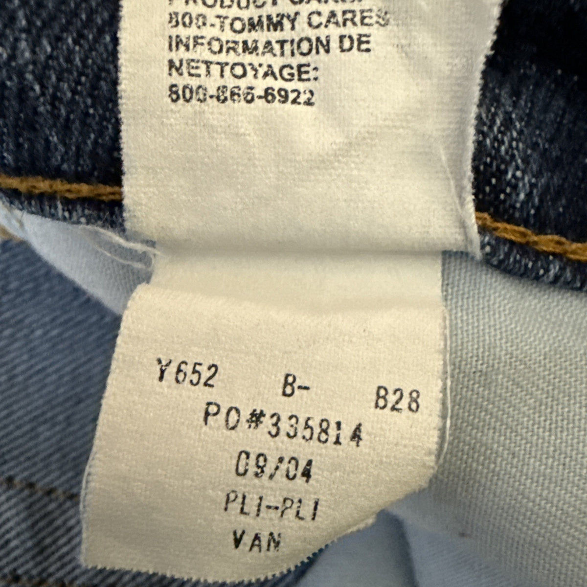 Vintage 2004 Tommy Hilfiger "Woman" Hipster Cropped Jeans – Size 24 Plus