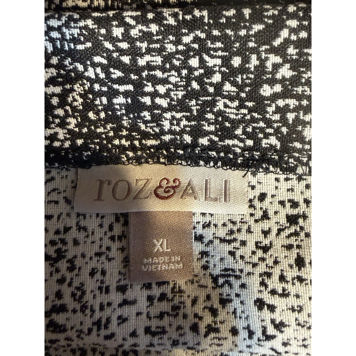 Roz & Ali Black White Women’s Knit Skirt Size XL Faux Leather Trim, Lightweight