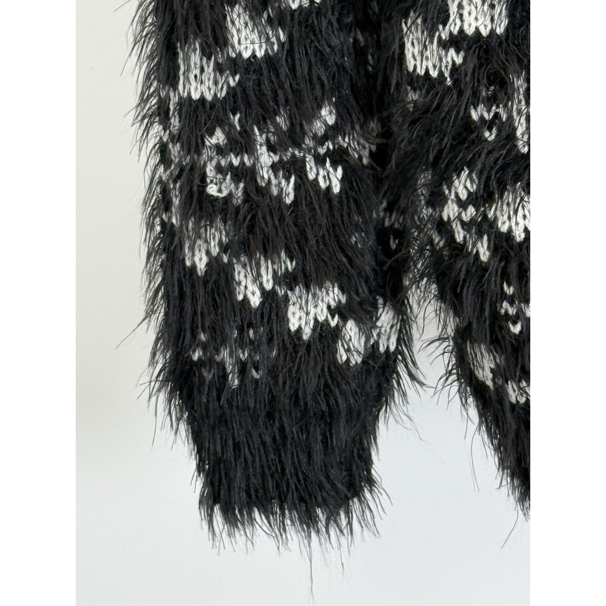 Finn & Clover Black Fuzzy Snowflake Sweater Side Button Detail Women’s Small