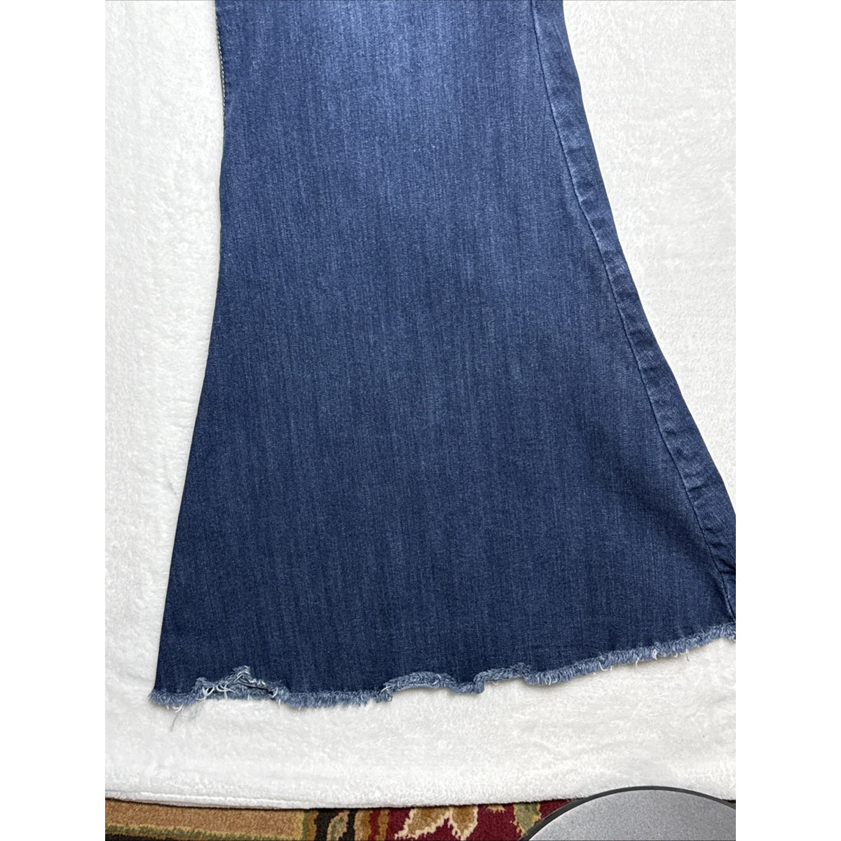 Traffic Jeans High Rise Flare Bell Bottoms Raw Hem Sz 22W Wide Leg Stretch Boho