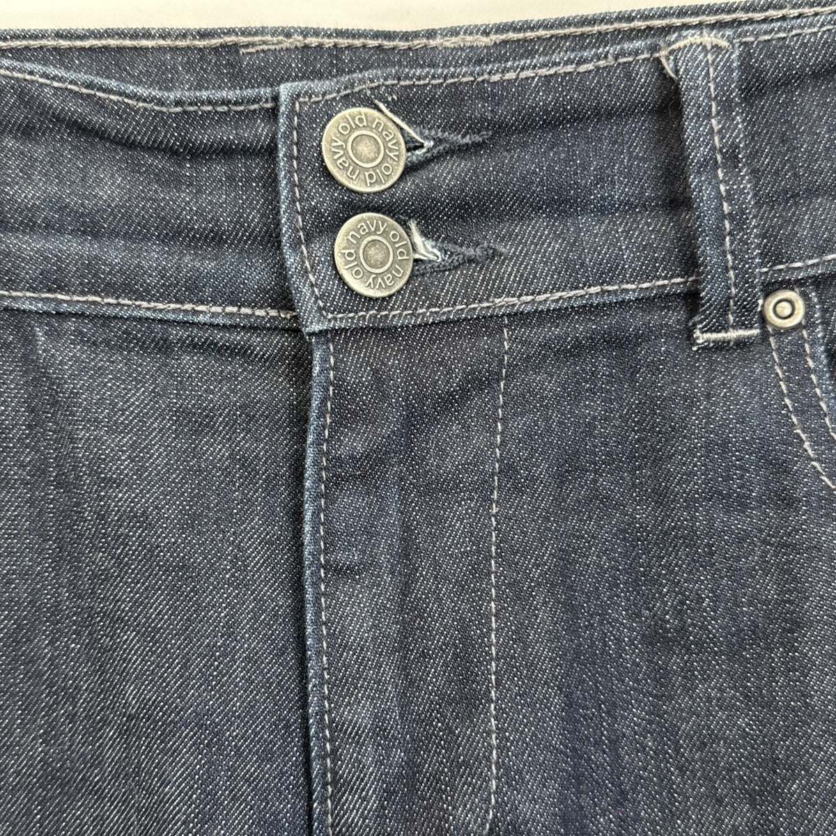 Old Navy Denim Capris 16.5 Inseam Womens Size 8 Dark Wash Stretch Classic Rise