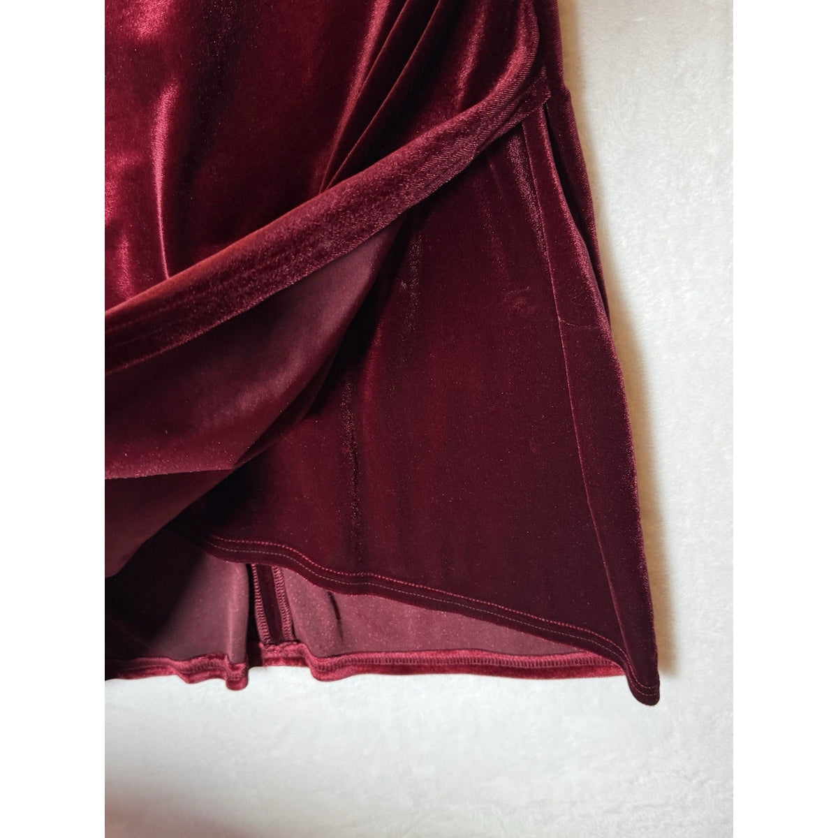 FOREVER 21 Womens Plus 0X Burgundy Velvet V Neck Strappy Mini Slip Dress Zip