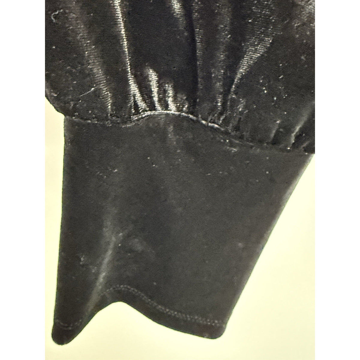 Chico’s Size 3 XL Black Velvet Top Puff Sleeve Long Sleeve Holiday Party