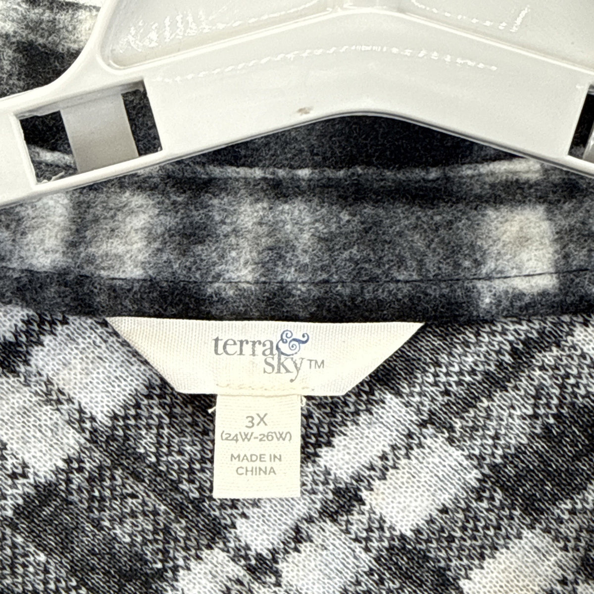 Terra & Sky Womens Plaid Button Down Shacket Plus Sz 3X (24W-26W) Black & White