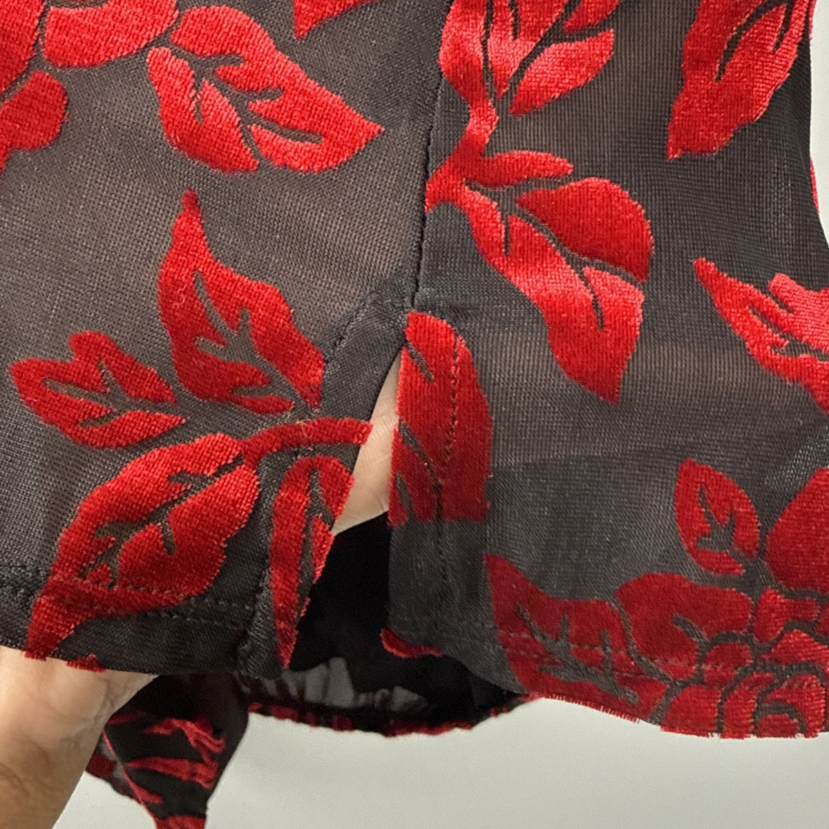 90s Womens Velvet Top XL Whimsigoth Dark Romantic Floral Rose Witchy Girl
