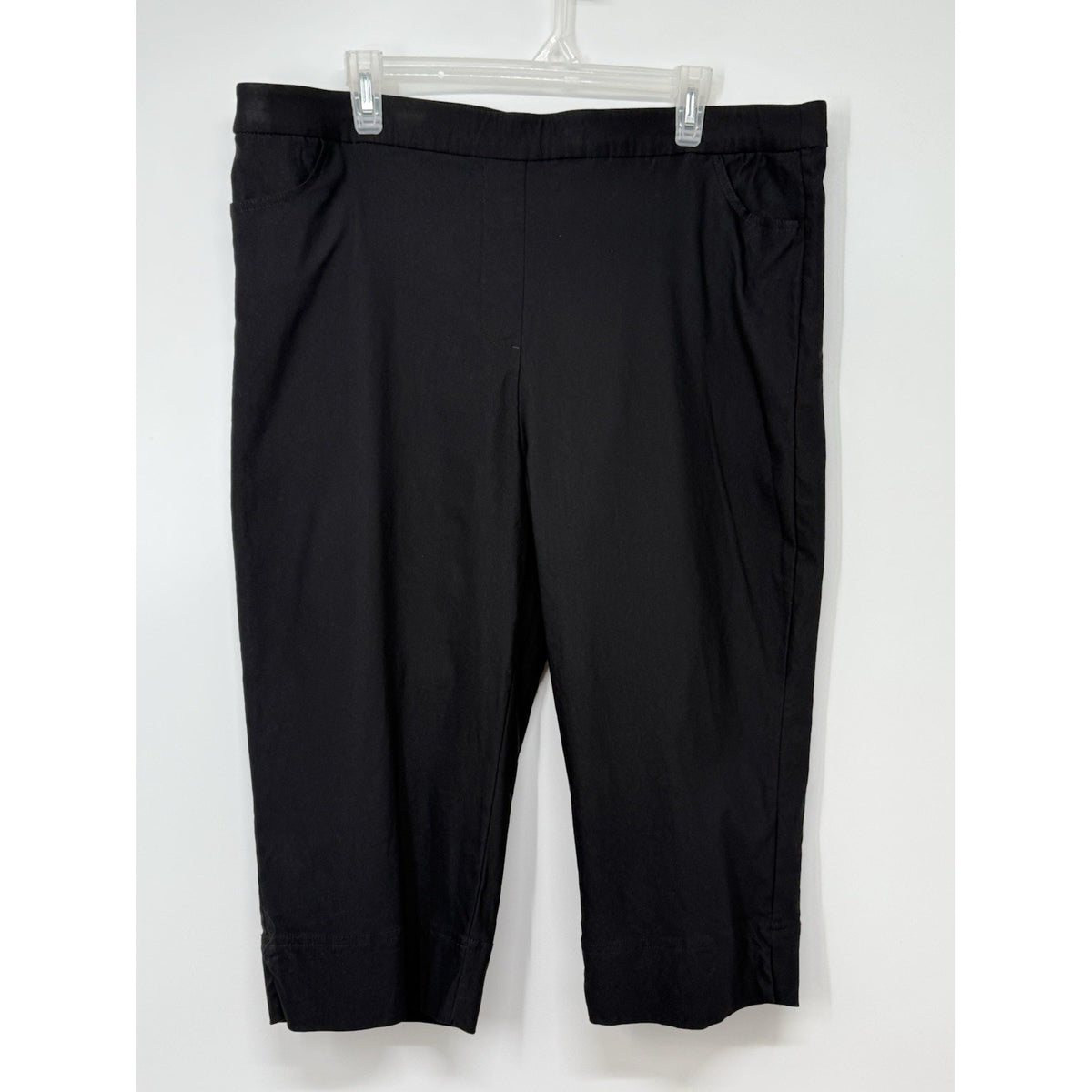Alfred Dunner Pull On Black Capris Stretch Rayon Blend Side Slits Pockets Sz 18