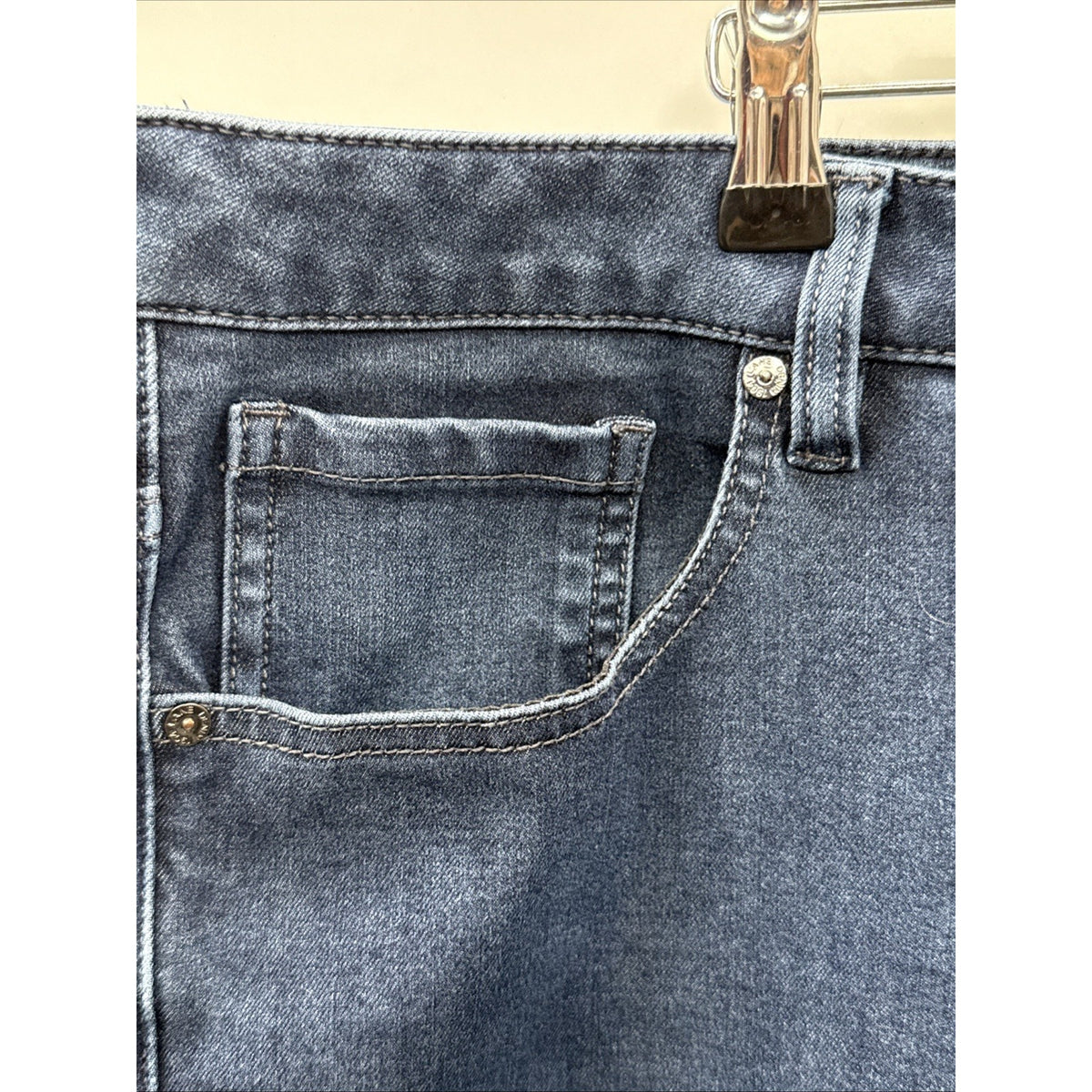 Lane Bryant Womens Size 28R Dark Wash High Rise Ultimate Stretch Skinny Jeans