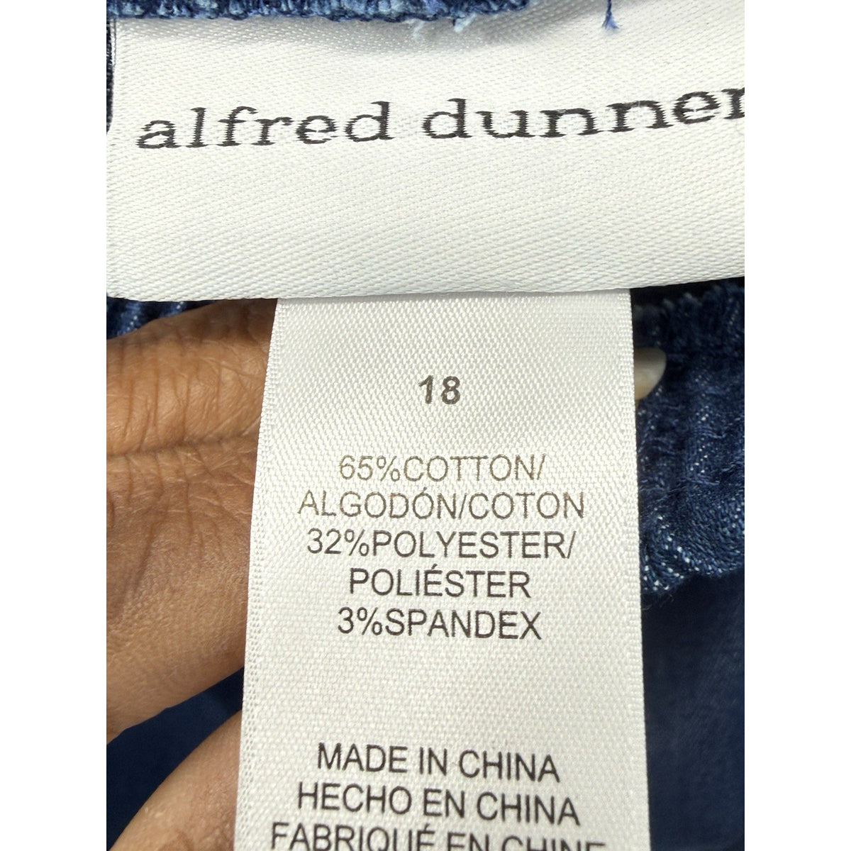 Alfred Dunner Womens Sz 18 Pull On Jeans NWT Elastic Waist Stretch Denim Pockets