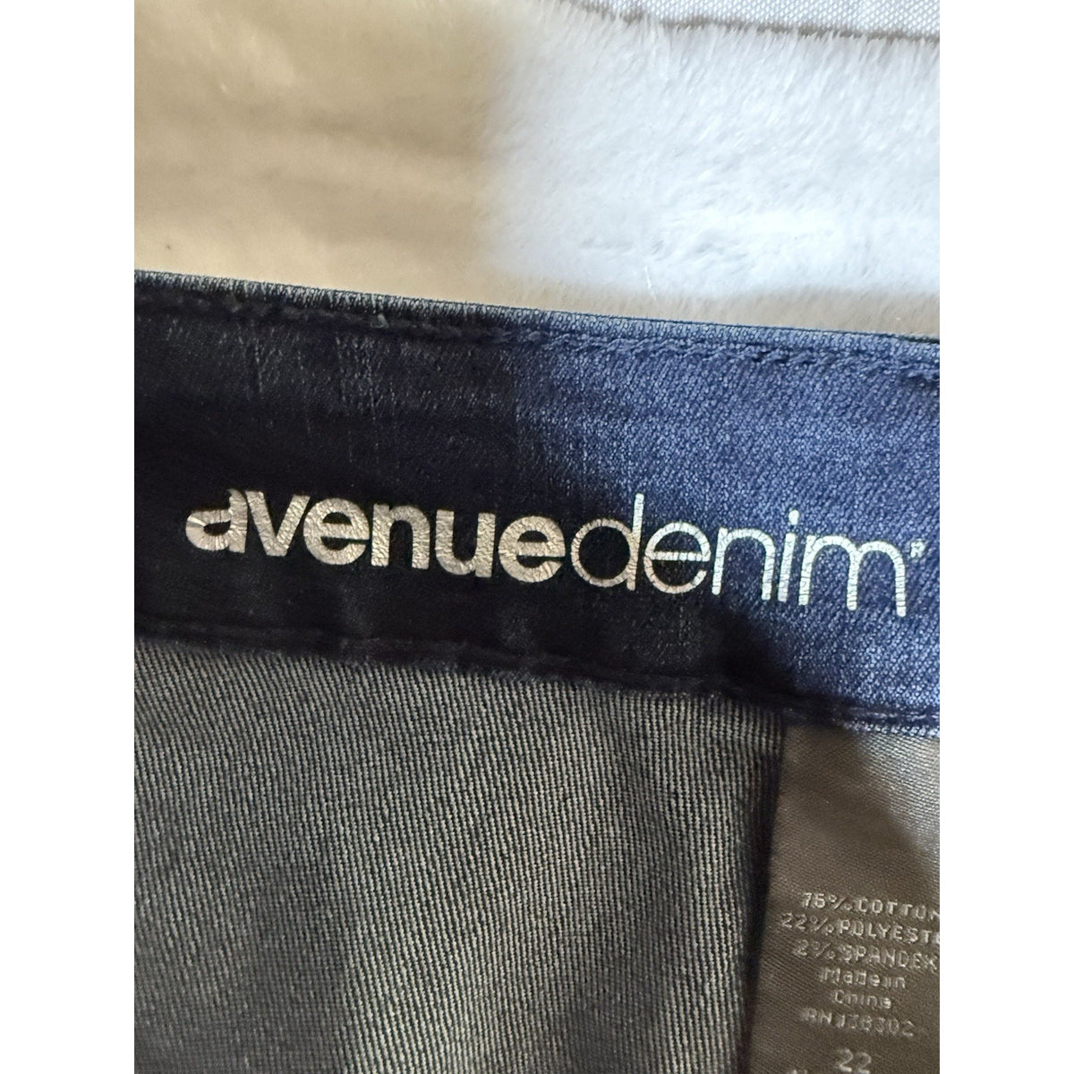 Avenue Denim Womens Jeans 22 Average Skinny Stretch Dark Wash Plus Size