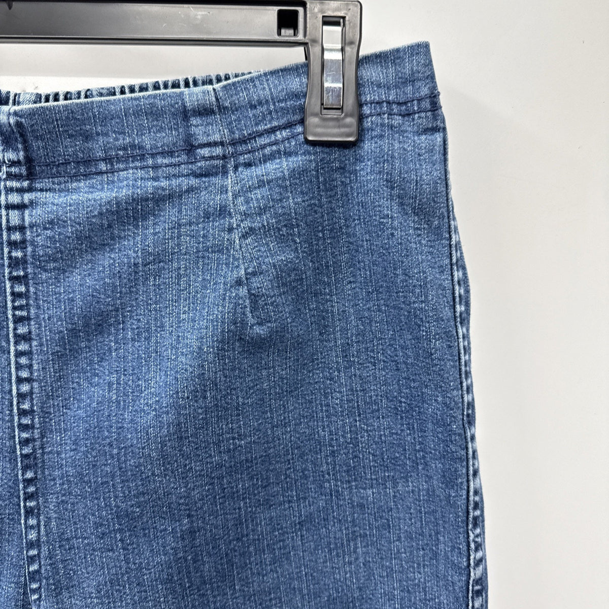 White Stag Pull On Denim Jeans Straight Leg Elastic Waist Womens Large Average