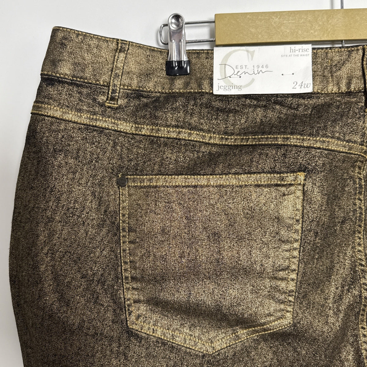 CATO Fashions Metallic Gold Plus Size Jeans 24W Hi-Rise Women’s Pants Jegging