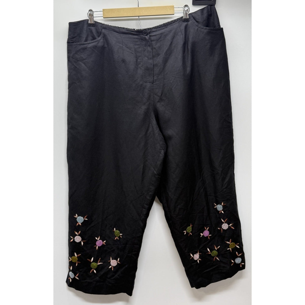 Larry Levine Woman Sz 20W Black Linen Blend Crop Pants Beaded Embroidered Hem