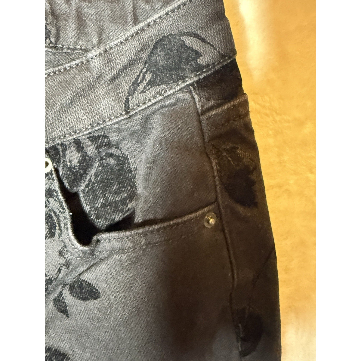 Wild Fable Womens 00 Black Flocked Velvet Rose Floral High Rise Straight Jeans