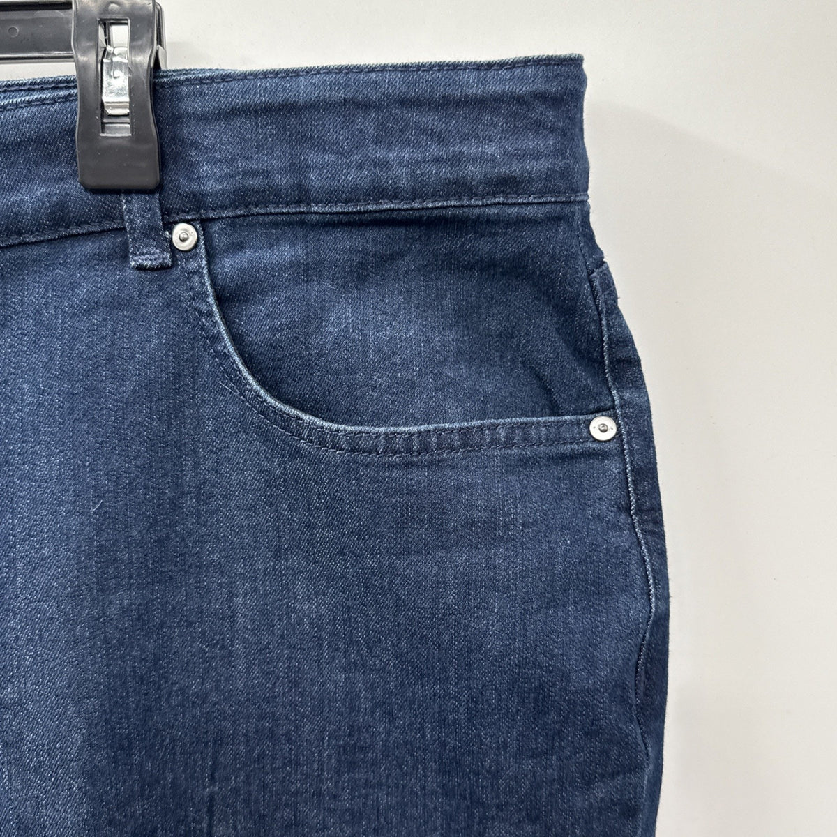 Terra &Sky Jeans Women’s 24W, 5 Pocket Dark Wash Casual Stretch