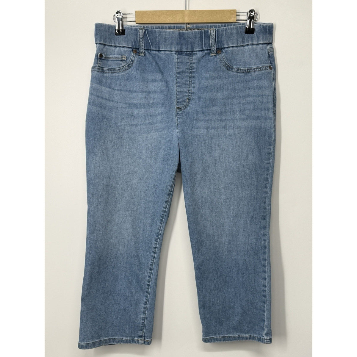 Kim Rogers Women's Size 12 Denim Capri Cropped Jeans Pants Medium Blue Wash