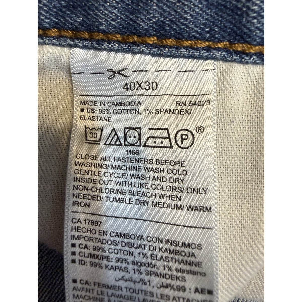 Old Navy Boot Cut Built In Flex Mens Jeans Size 40x30 Med Wash