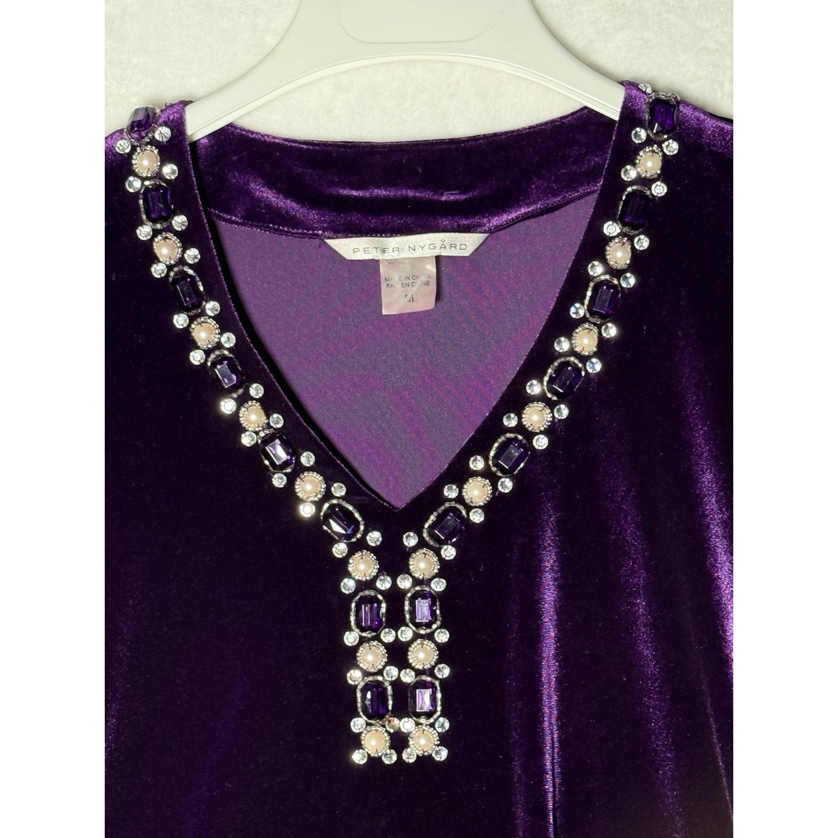 Peter Nygard Womens M Purple Velvet V-Neck Long Sleeve Beaded Rhinestone Top