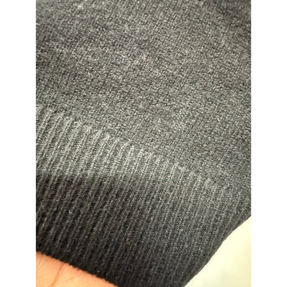 Talbots Pure Cashmere Black Crewneck Sweater Women’s Medium 3/4 Sleeve