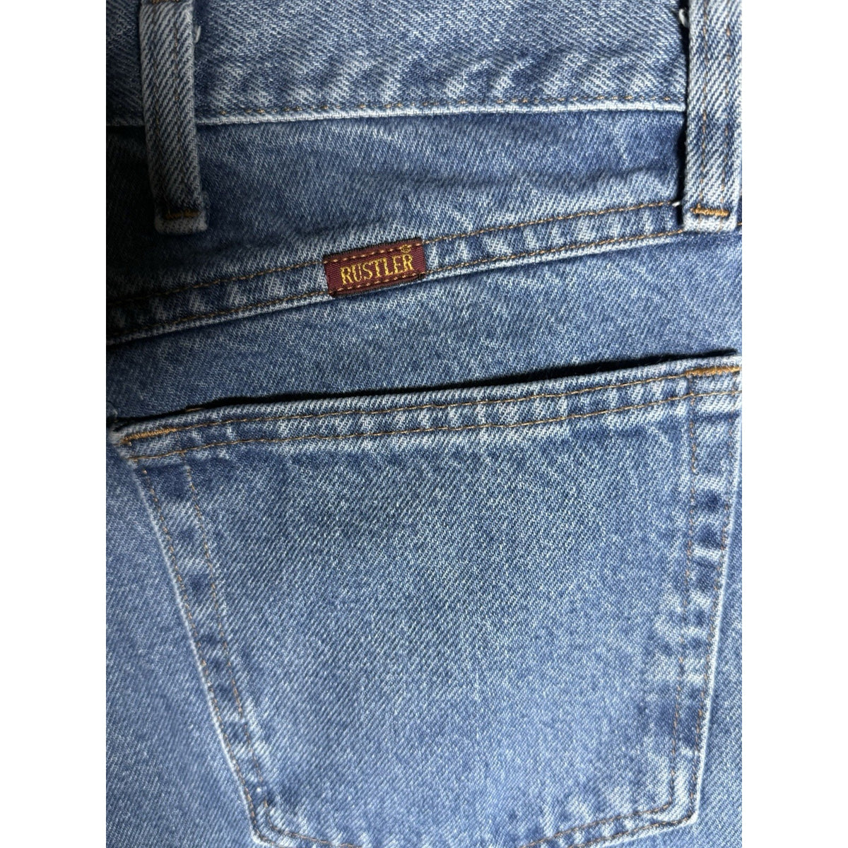 Rustler Men’s Jeans 42x30 Blue Straight Leg 100% Cotton Made in Mexico Denim