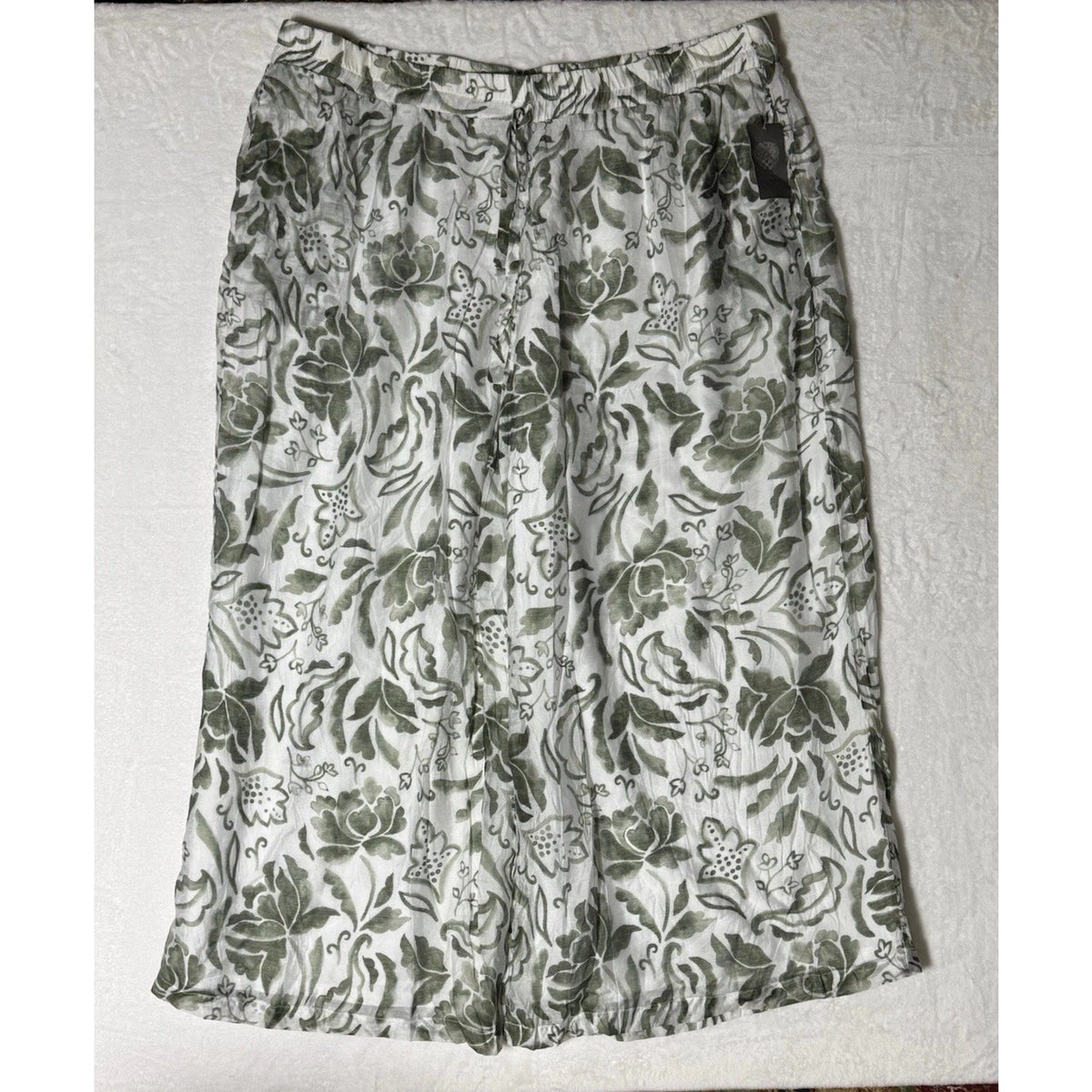 Vince Camuto Women’s Plus 3X Green White Floral Cropped Drawstring Pants Pockets