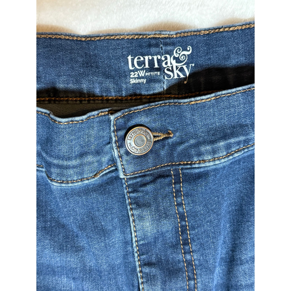 Terra & Sky Women 22W Petite Skinny Jeans Stretch Denim Medium Wash Plus Size