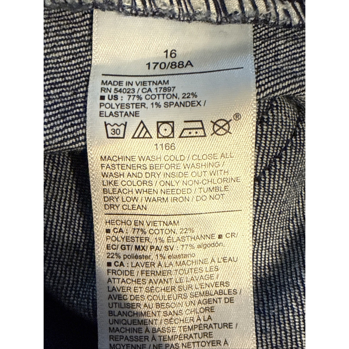 Women’s Old Navy High-Rise WOW Flare size 16 Dark Blue Denim Wash Stretch Jeans