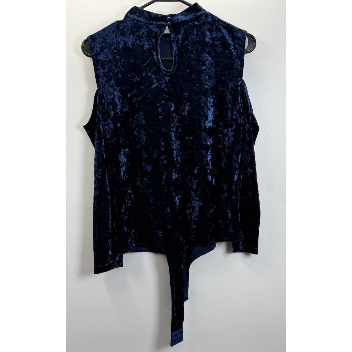 NY&Co Navy Crushed Velvet Cold Shoulder Bodysuit Sz M Gothic Romantic Whimsigoth