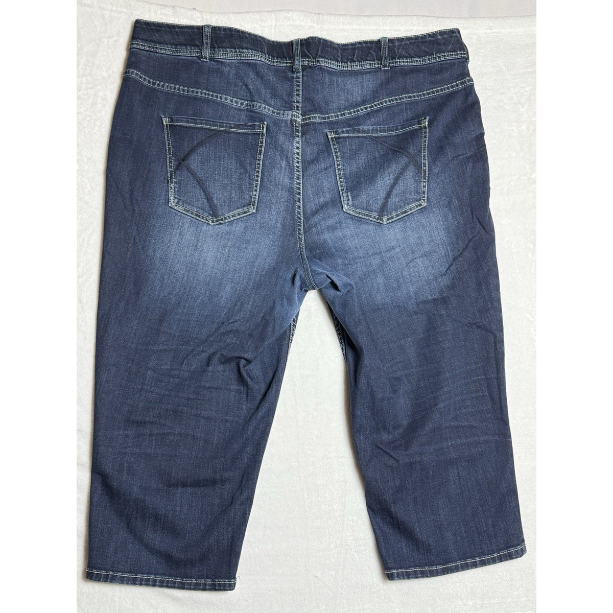 Lane Bryant Capri Jeans Womens 22 Blue Stretch Tighter Tummy Distressed Denim
