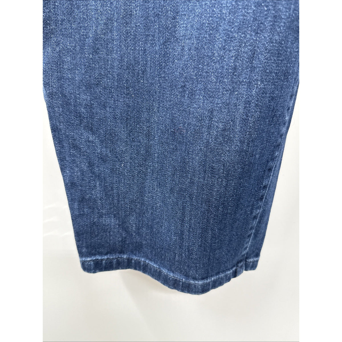 IZOD Denim Capri Blue Size 18 Cotton Spandex Button Pockets Women 5 pockets