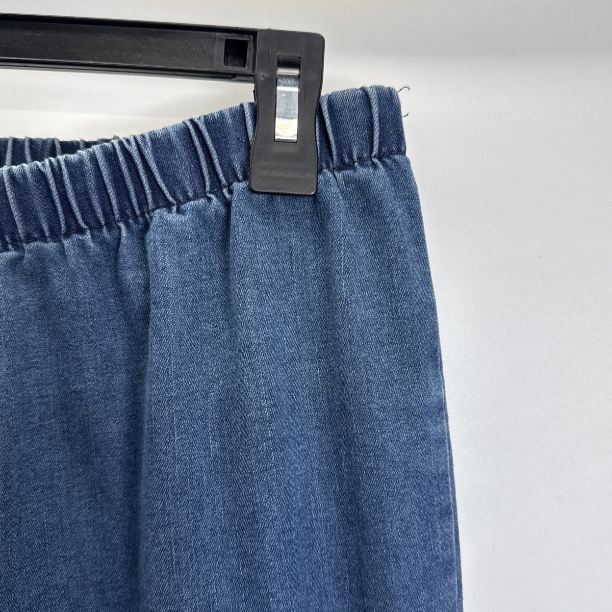 Denim 24/7 pull on Blue jeans Women’s size 18W petite Elastic Waist Stretch