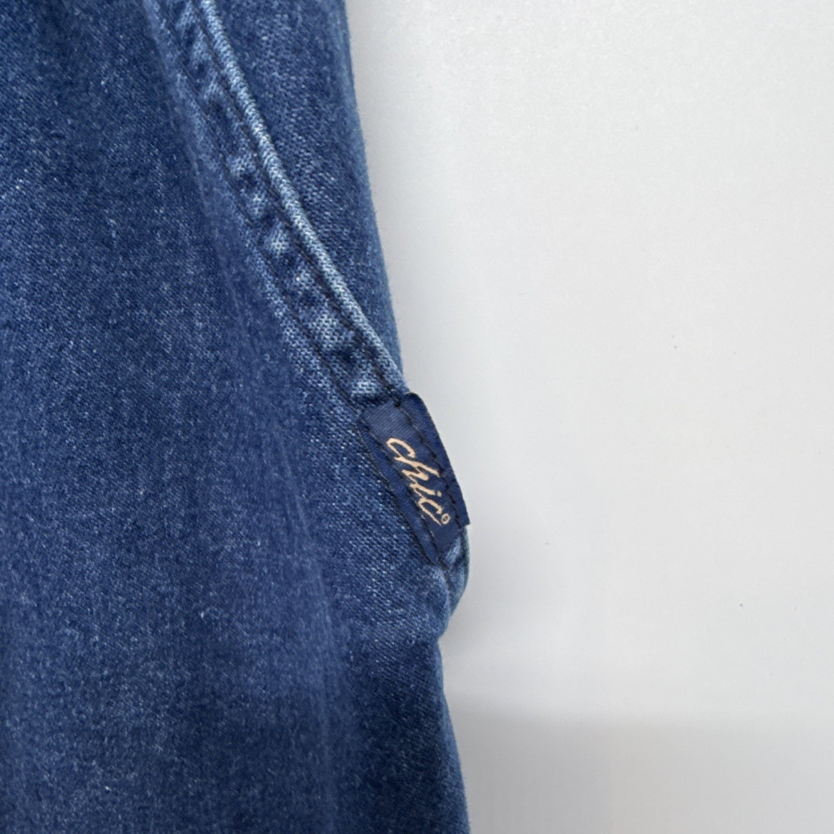 Chic Womens Blue Denim Pull On Capri Pants 20W Elastic Waist Relaxed Mid