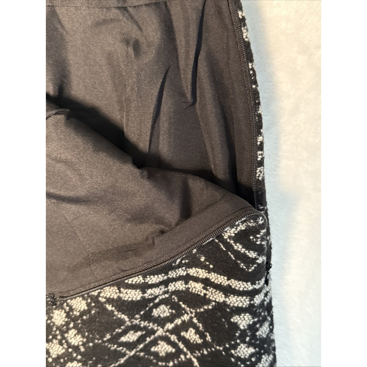 LOFT Women's Black White Geo Wool Blend Lined Mini Skirt Size 8