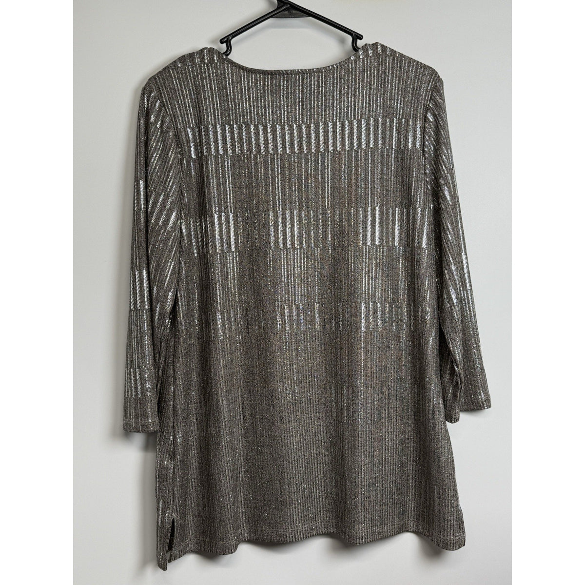 Chico's Women's Shimmer Metallic Tunic Top V-Neck 3/4 Sleeves Size 1 Medium 8