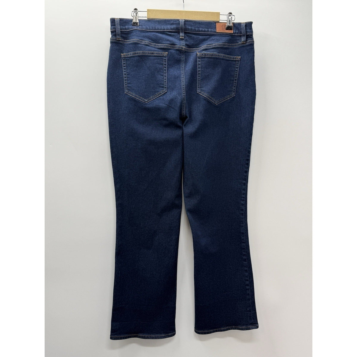 Lands’ End Womens Size 18 Jeans Dark Wash Stretch Denim Classic Fit 5 Pockets