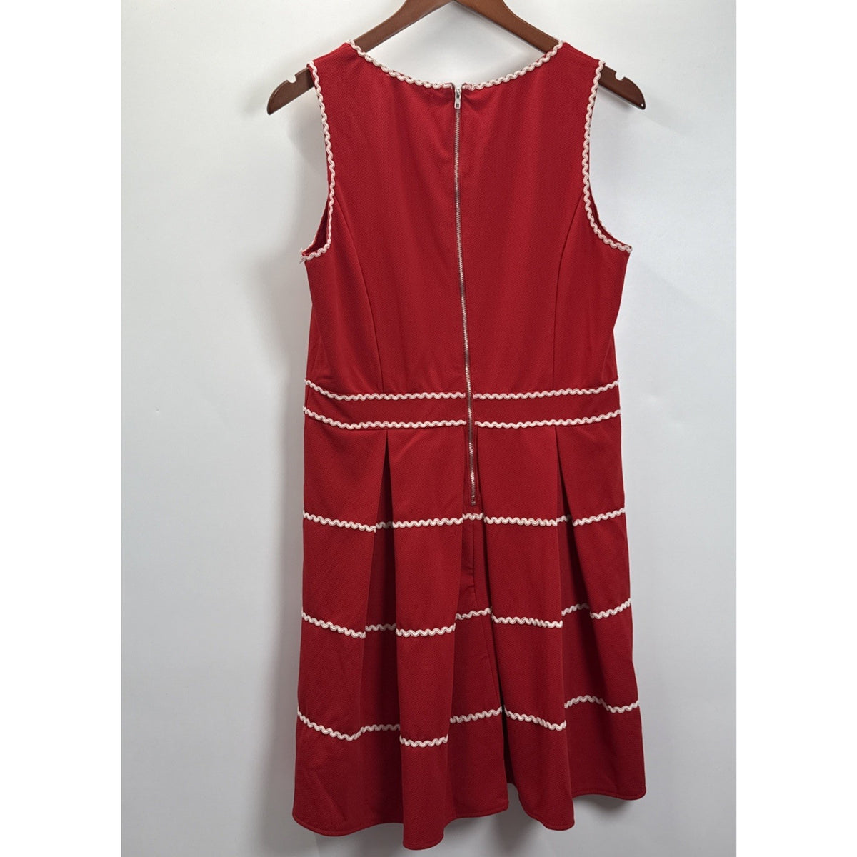 Altar’d State sleeveless red Dress ric rac trim detail Women Sz Large