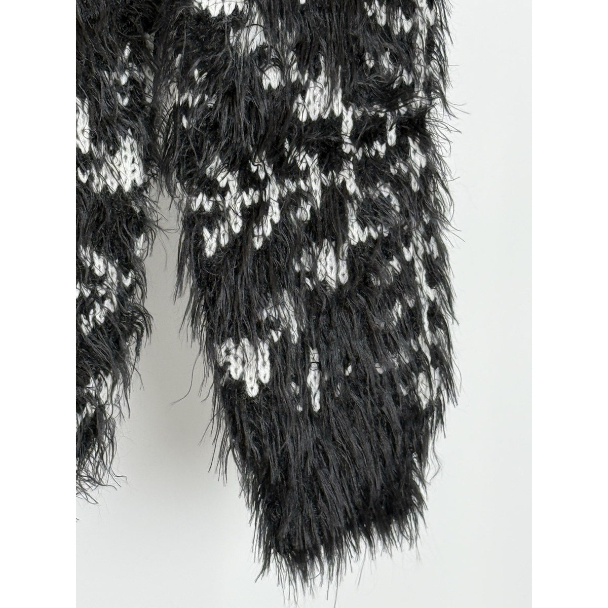 Finn & Clover Black Fuzzy Snowflake Sweater Side Button Detail Women’s Small