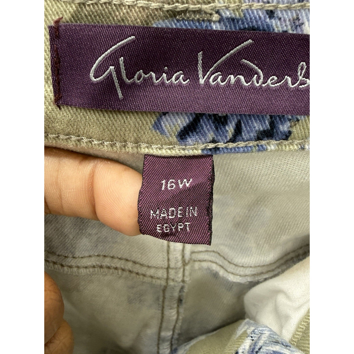 Gloria Vanderbilt Amanda Capri Pants Womens 16W Beige Blue Floral Stretch Crop