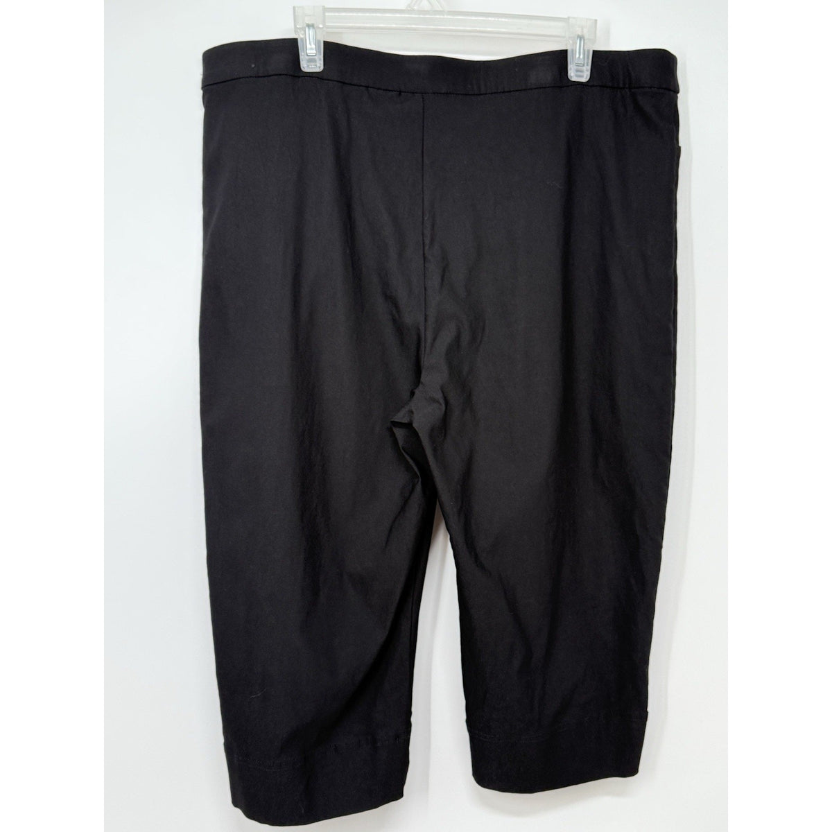 Alfred Dunner Pull On Black Capris Stretch Rayon Blend Side Slits Pockets Sz 18