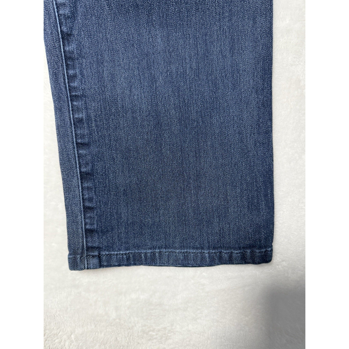 Chico's Women Regular Size 2 Dark Wash High Rise Slim Stretch Straight Jeans